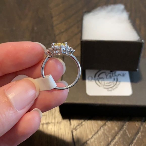 Beautiful Dreamer Yellow Topaz Ring Size 5 - Picture 3 of 4